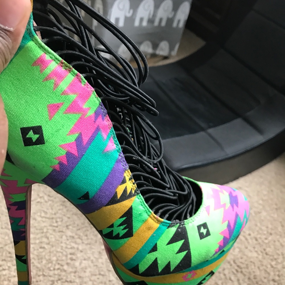 🚨🚨🚨Closed toe heel